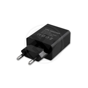 USB 5V / 3A DC dugaszolható tápegység, fekete