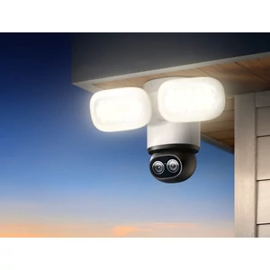Reolink TrackFlex Floodlight WiFi 4K Dupla Lencsés PTZ Reflektoros Okos Kamera (3000lm)