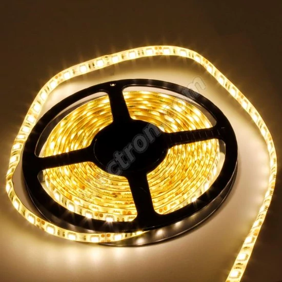 LED SZALAG 3528 SMD 60 led/ 4000K fehér IP65