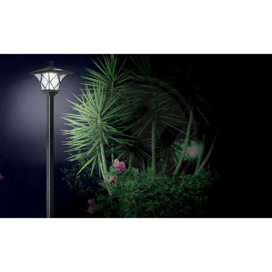 LED napelemes kerti lámpa 153 cm
