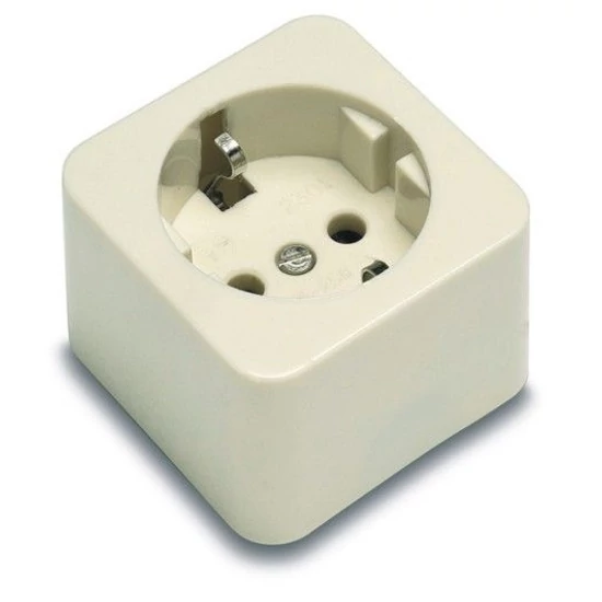 Földelt falon kivüli dugalj  /négyzet/ fehér, 16A-250V