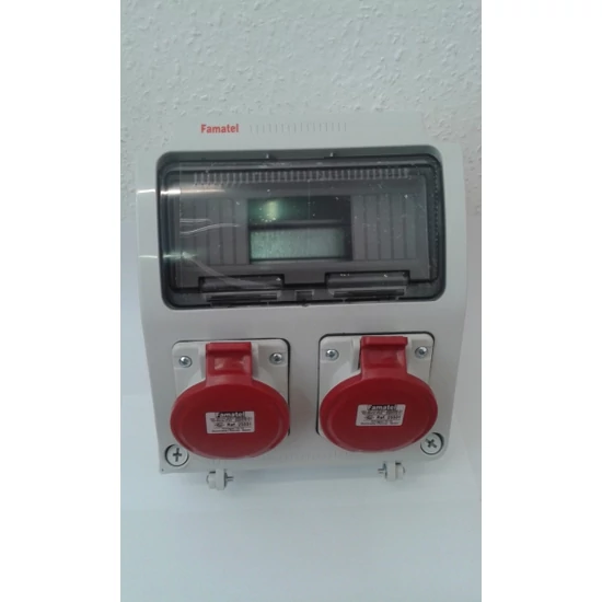 AcQUA 9 mod. szerelt ipari doboz /2db 5p 16A-380V/